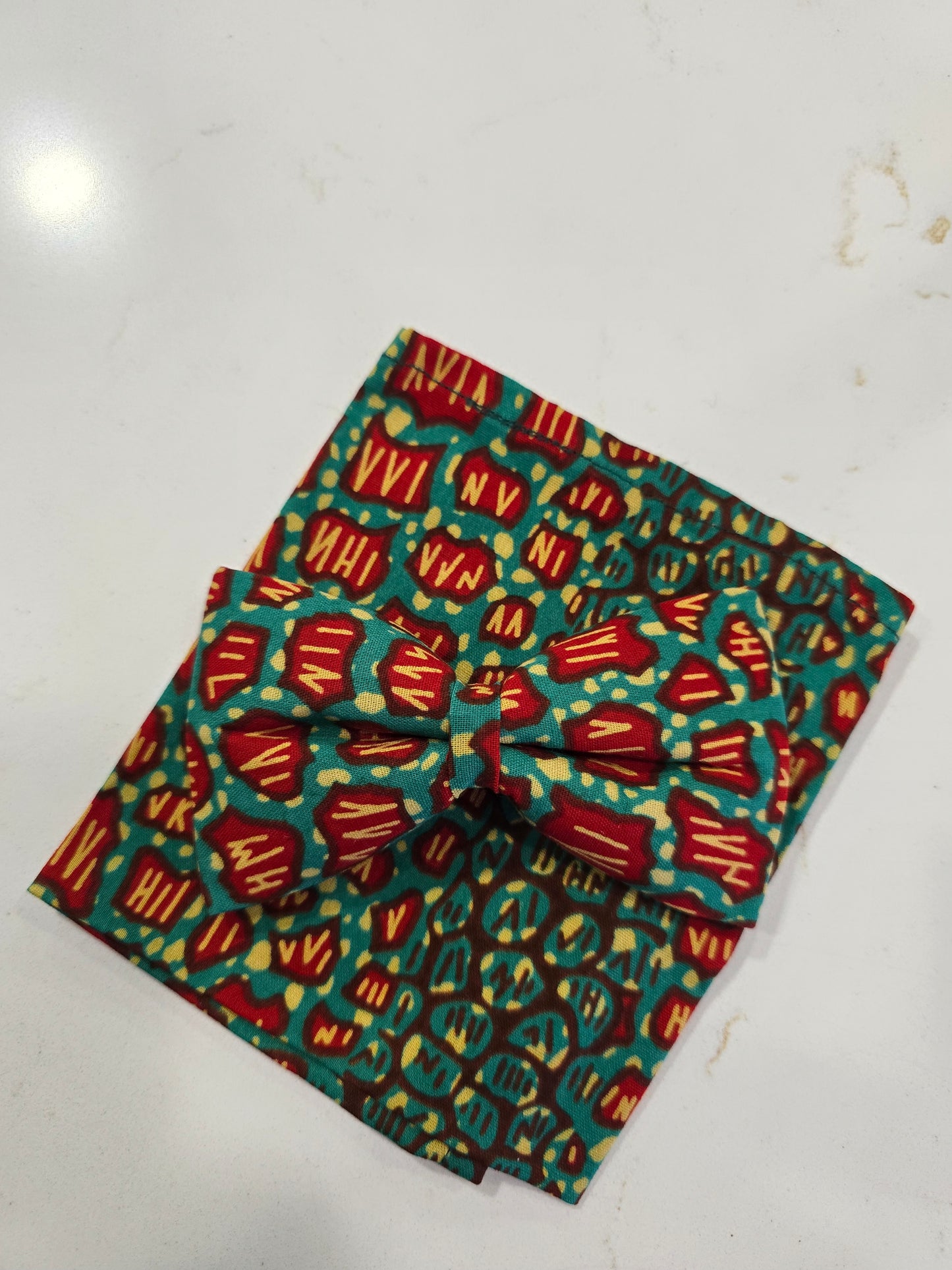 Greenish Red Yellow