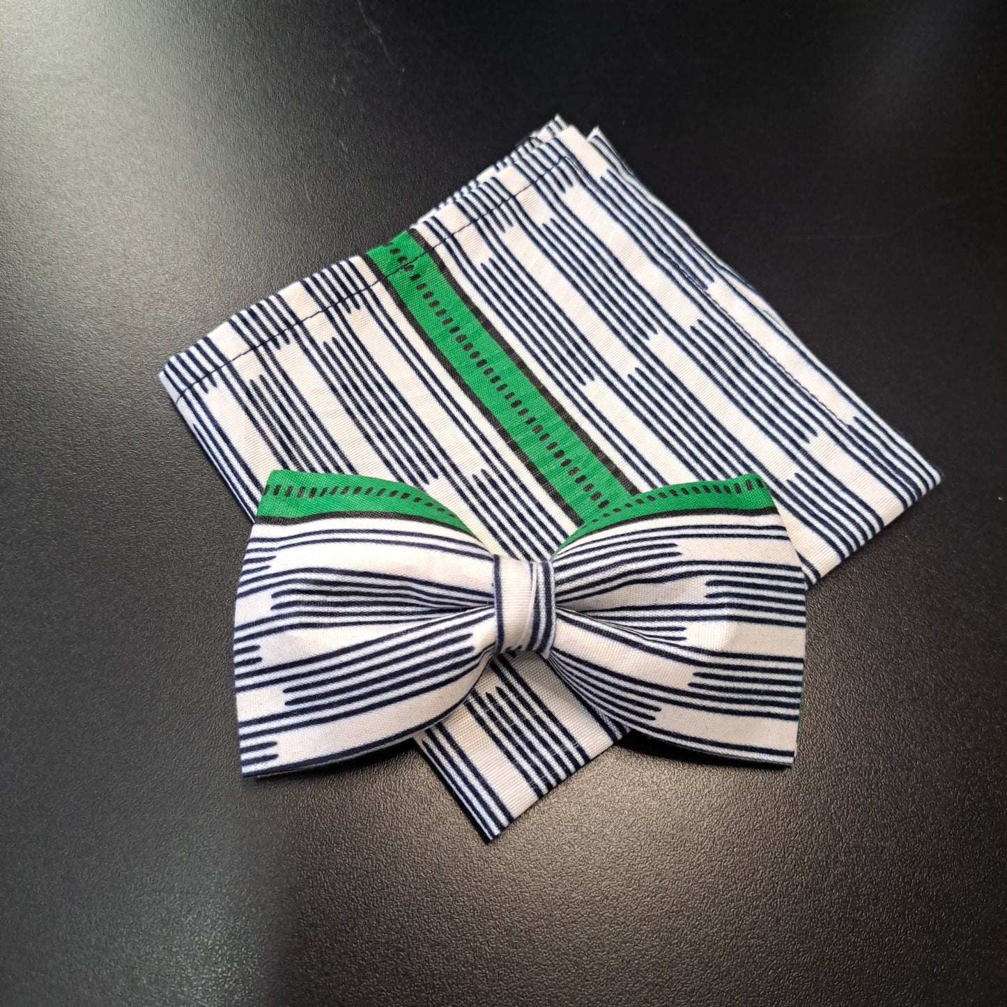 Black and Green Line